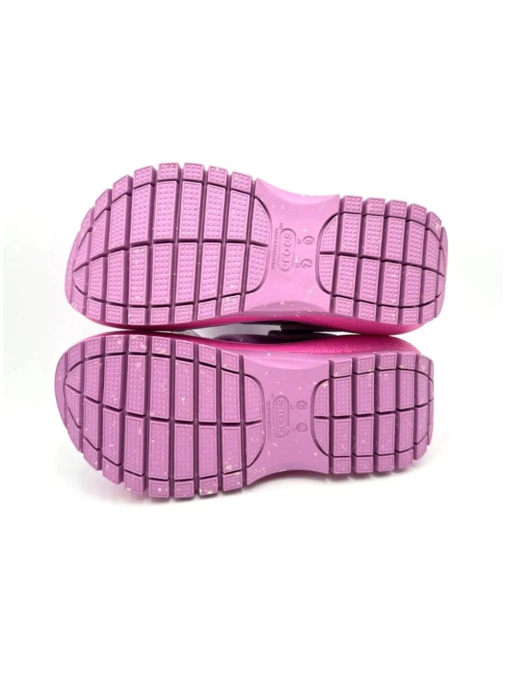 Crocs Classic Mega Crush Sandal Juice High Women's Size 9 Bubble Gum NWT
